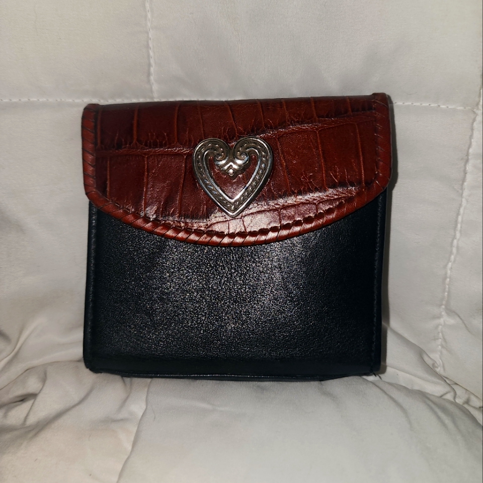 Brighton Wallet ~ Euc!